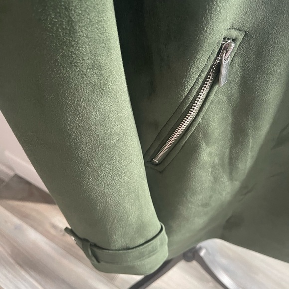 Magaschoni long trench jacket size M good condition Great for spring - Picture 7 of 12